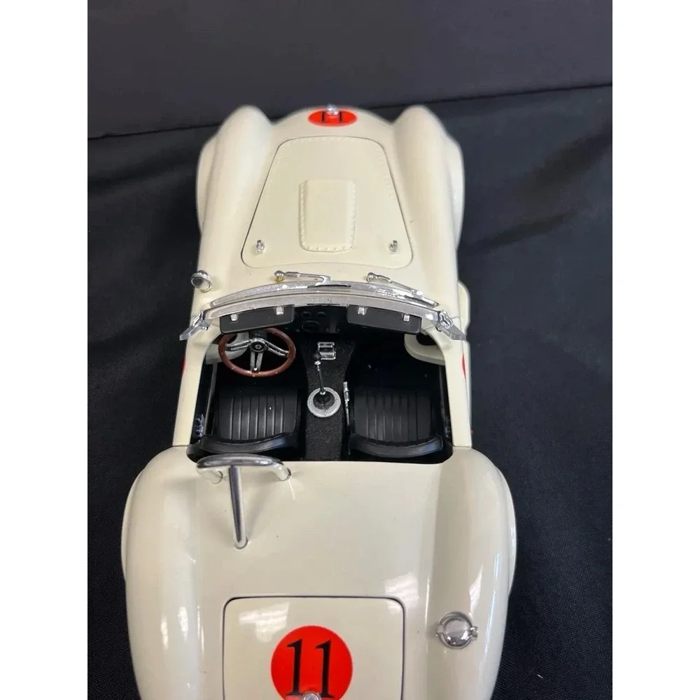 1/18 1960's Shelby Cobra 427 S/C race car #11 Ford with box Collectibles